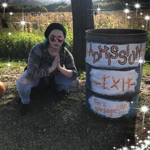 Meet your Posher, Meaghan